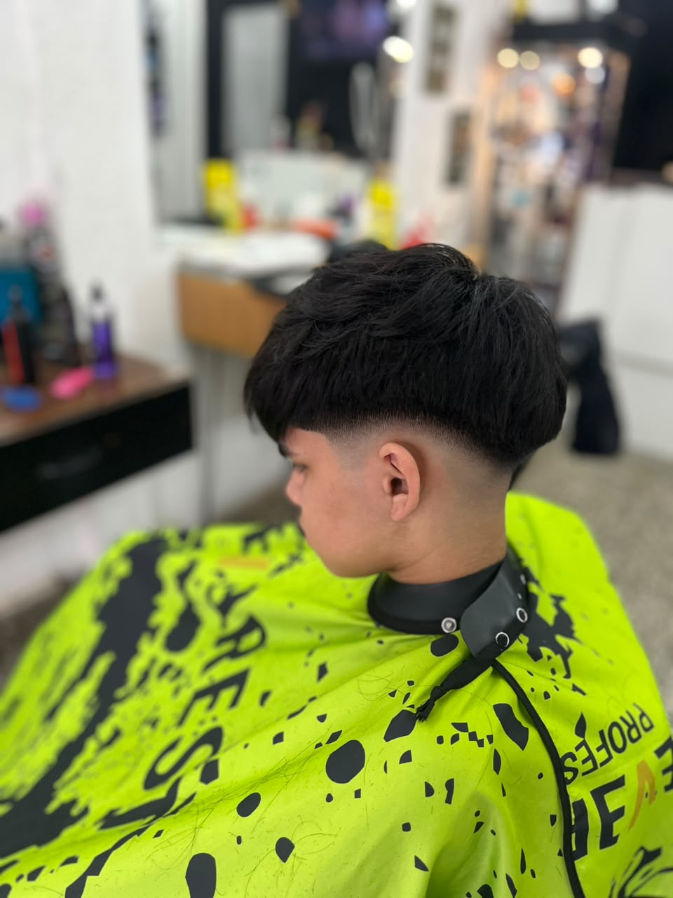 Taper con flequillo recto